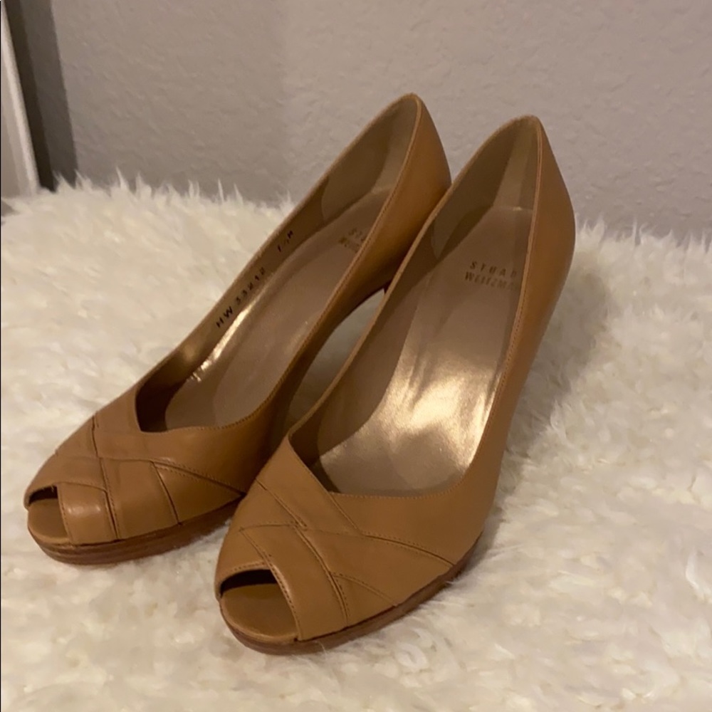 Stuart Weitzman peep-toe leather tan heels